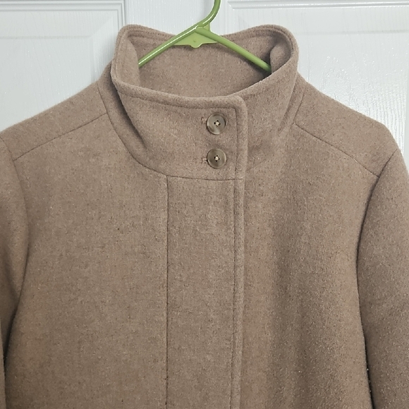 J Crew Women's Camel Coat - Picture 9 of 9